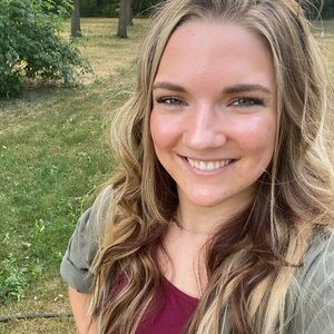 Meet your Posher, Roanna